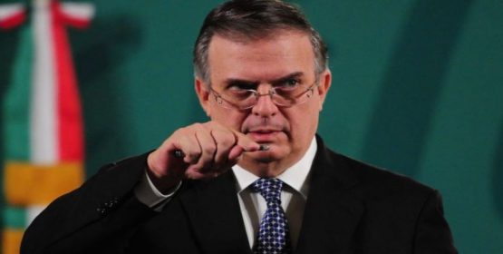 Marcelo Ebrard felicita a nuevo subsecretario de gobernación