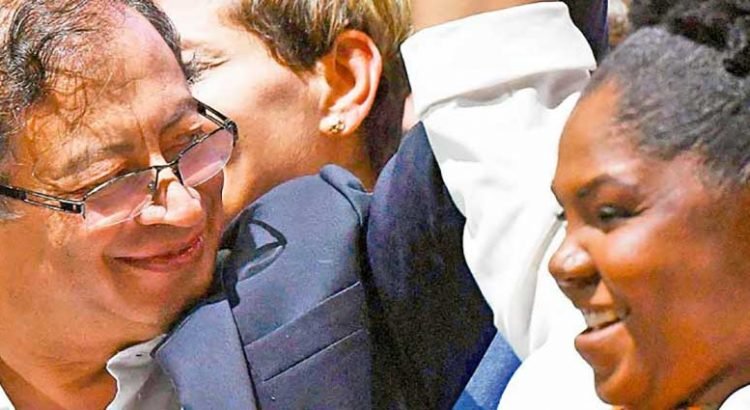 Da el mercado la espalda a Petro Da el mercado la espalda a Petro