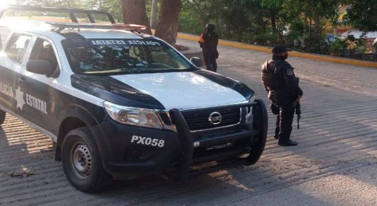 Policías Estatales realizan vigilancia en Zihuatanejo