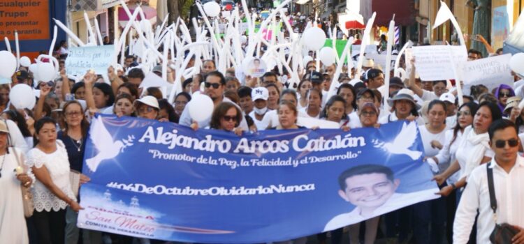 Realizan marcha en Chilpancingo para exigir justicia