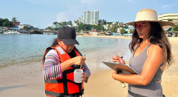 Realizan muestreo en 17 playas en Acapulco