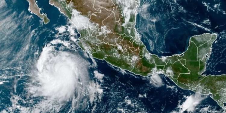 Fenómenos climáticos extremos afectan a más de 30% de la población en México Fenómenos climáticos extremos afectan a más de 30% de la población en México