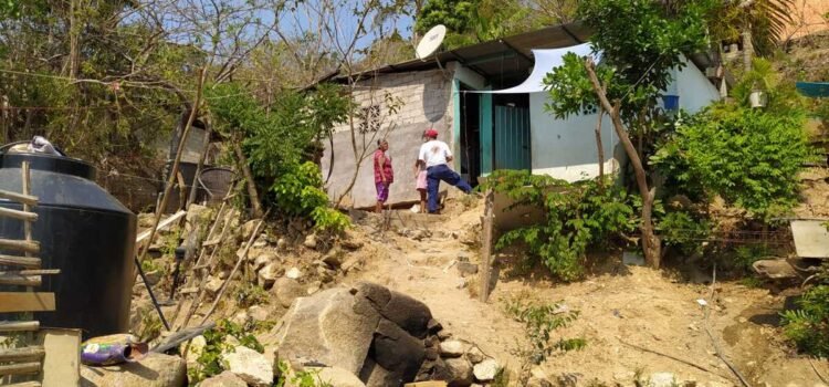 Reportan viviendas en donde no llegó el apoyo federal