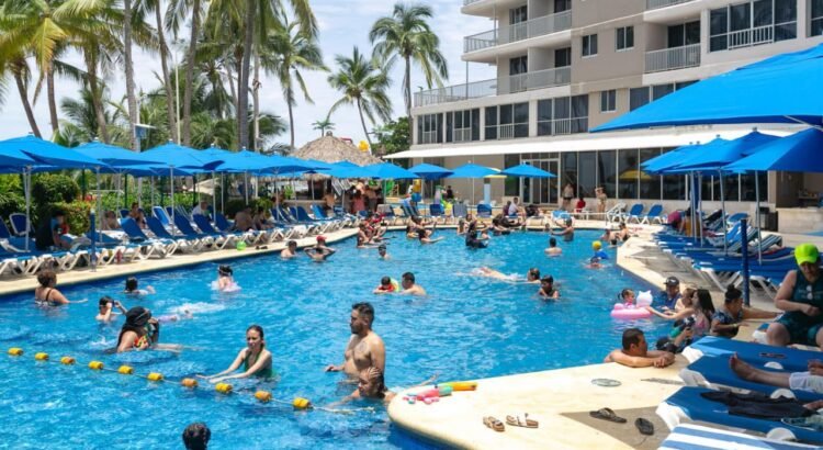Alcanzan el 83 por ciento de ocupación hotelera en Acapulco
