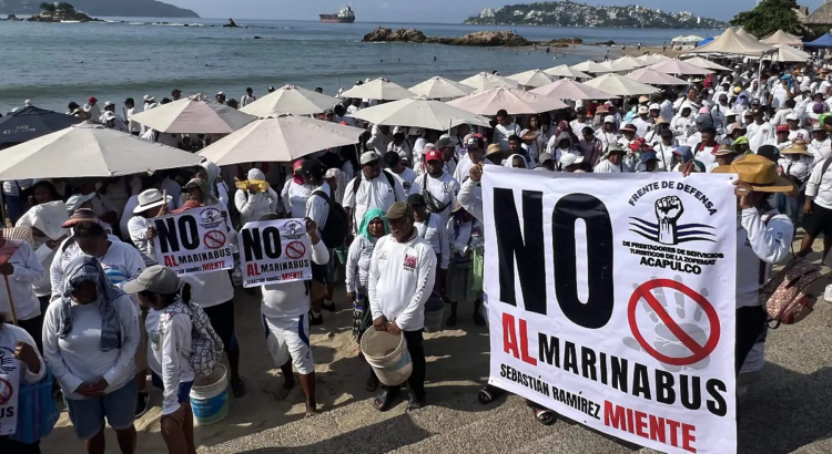 Rechazan el Marinabús en Acapulco: prestadores de servicios