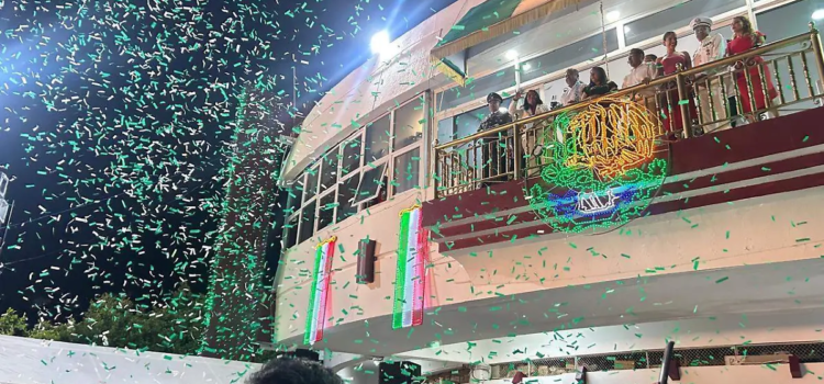 Abelina López encabeza por cuarta ocasión el Grito de Independencia en Acapulco