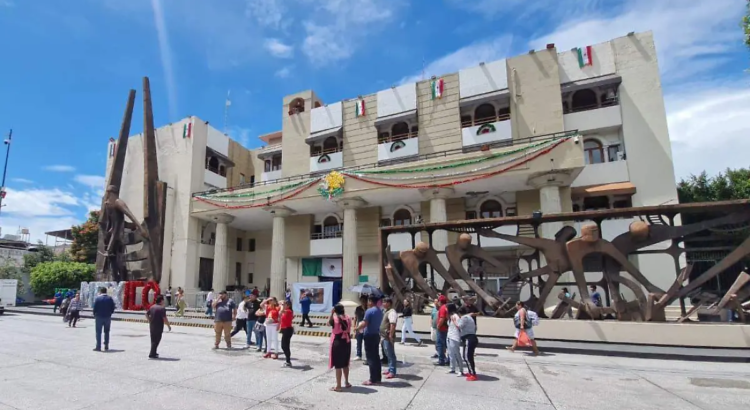 Sindicato libera el palacio municipal de Chilpancingo tras nueve días de protesta