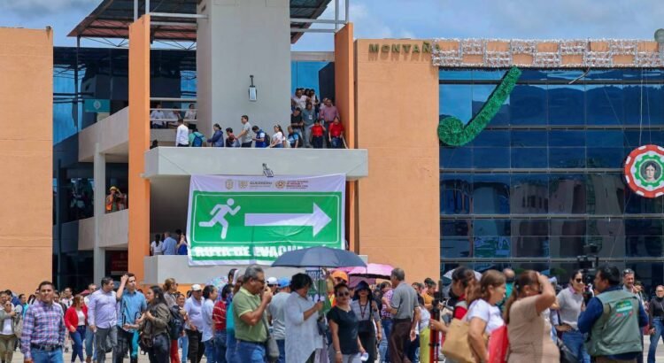 Miles de trabajadores participan en simulacro del sismo