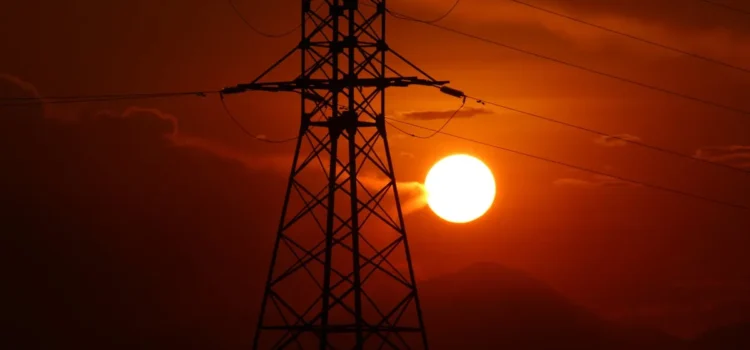 Aun calculan autoridades el impacto económico del apagón en la Península de Yucatán