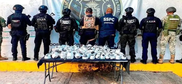 Retiran más de 400 cámaras de videovigilancia utilizadas por el crimen organizado en Acapulco Retiran más de 400 cámaras de videovigilancia utilizadas por el crimen organizado en Acapulco