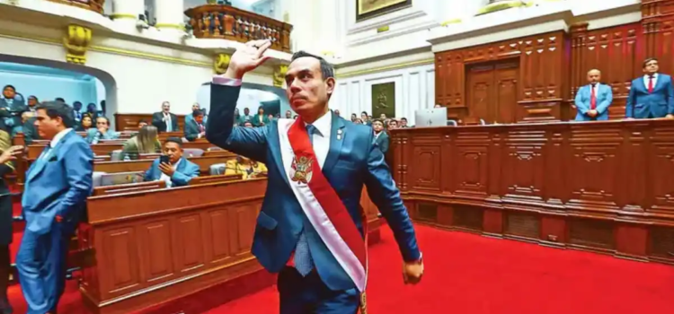 Entre protestas y señalamientos, José Jerí asumió la presidencia de Perú