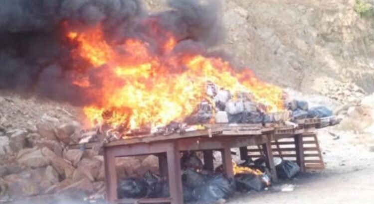 Incineran casi cinco toneladas de clorhidrato de cocaína en Acapulco