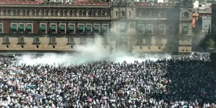 Al menos 120 personas heridas y 40 detenidos, saldo de la Marcha de Generación Z en CDMX Al menos 120 personas heridas y 40 detenidos, saldo de la Marcha de Generación Z en CDMX