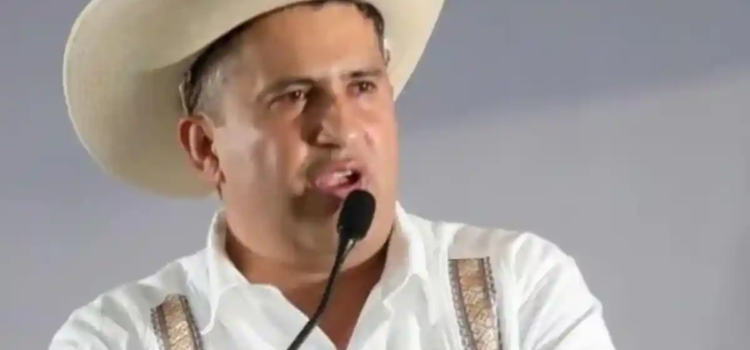 Detienen a escoltas de Carlos Manzo