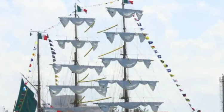 Regresa a Veracruz el Buque Escuela Cuauhtémoc Regresa a Veracruz el Buque Escuela Cuauhtémoc