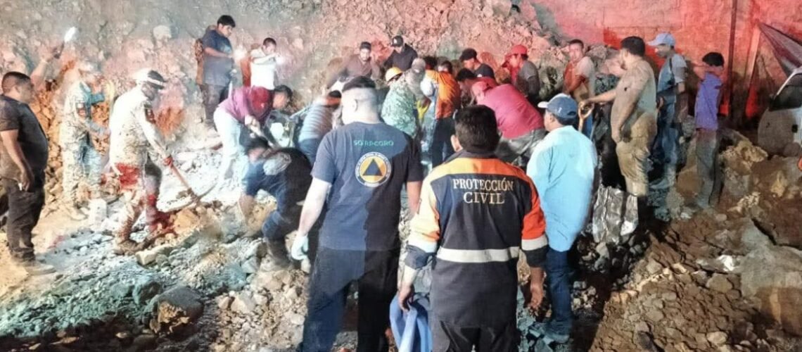 Mueren sepultadas madre y sus dos hijas en Tlapa