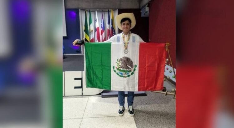 Guerrerense obtiene medalla de oro en olimpiada de matemáticas en Costa Rica Guerrerense obtiene medalla de oro en olimpiada de matemáticas en Costa Rica