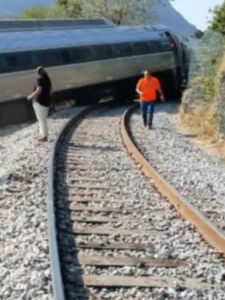 13 muertos, el saldo del descarrilamiento del Tren Interoceánico